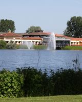 Wyboston Lakes Resort-Waterfront Hotel