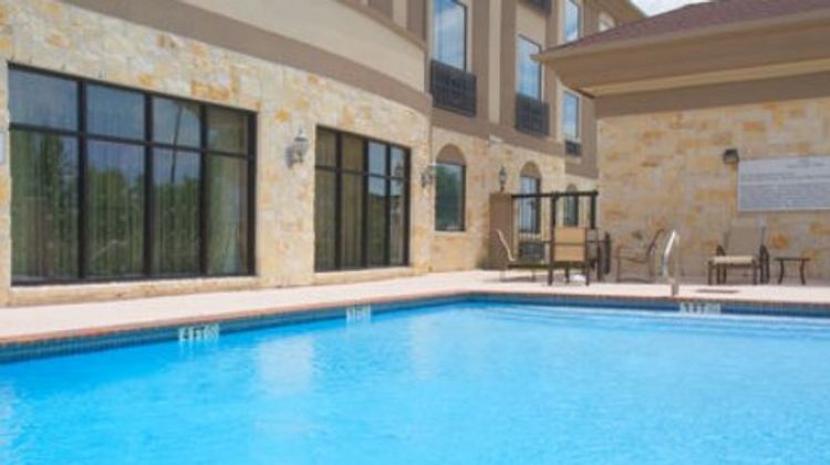 Holiday Inn Express Houston Energy West Pool