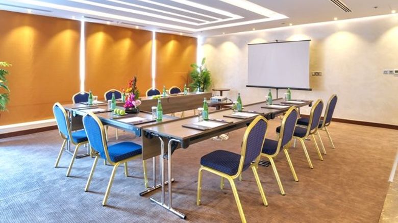 <b>Dusit Residence, Dubai Marina Meeting</b> <b>Dusit Residence, Dubai Marina Meeting</b>