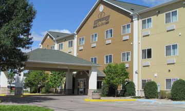 Expressway Suites Bismarck