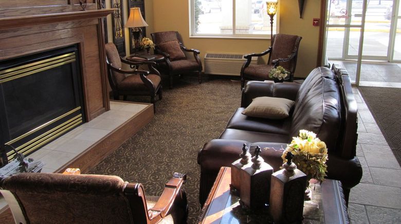 <b>Expressway Suites Bismarck Lobby</b>