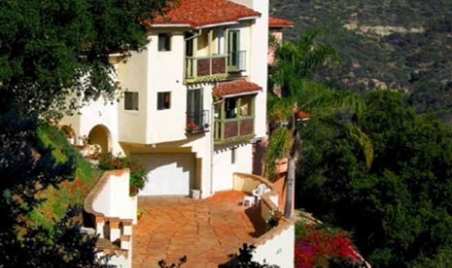 The Topanga Canyon Inn Exterior