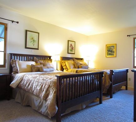 The Topanga Canyon Inn Room