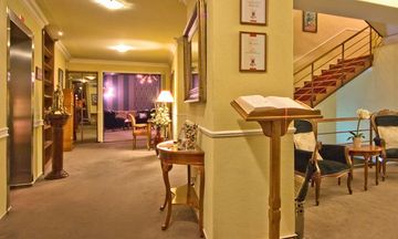 Hotel Capital