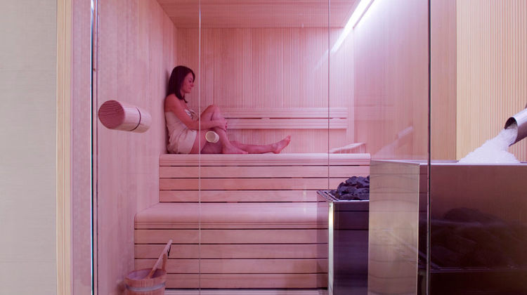 Hotel Carbon Genk Spa