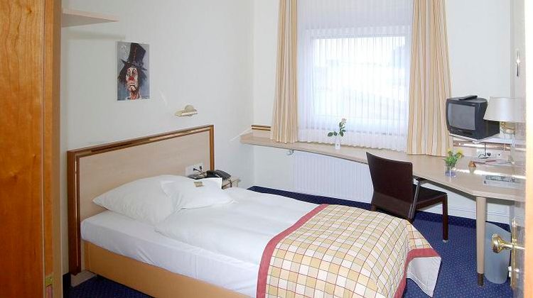 Centro Hotel Goya Wolfsburg Room