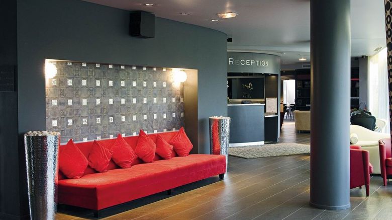 <b>Standing Hotel Suites by Actisource Lobby</b> <b>Standing Hotel Suites by Actisource Lobby</b>