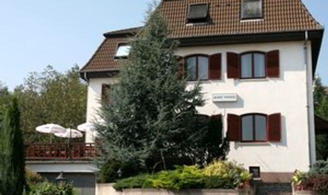 Hotel Kapu Panzio Exterior