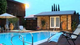 The Lemon Tree Hotel Suites and Apts