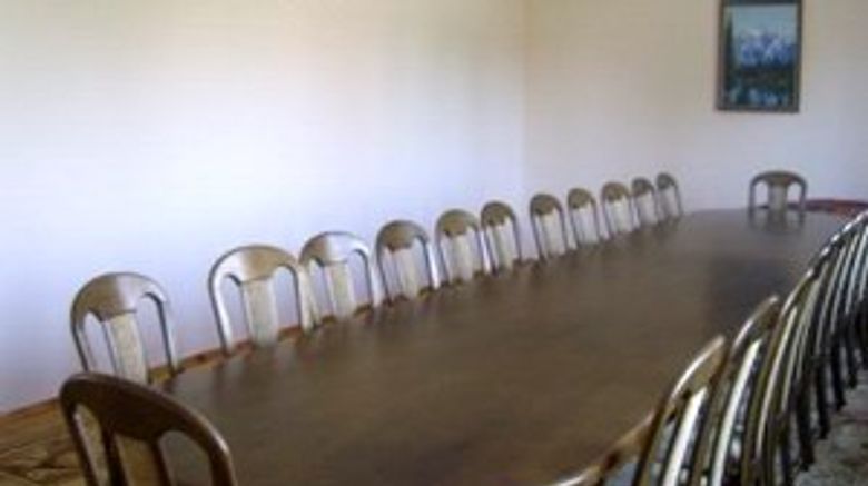 <b>Castle Hotel Meeting</b>