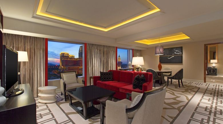 <b>The Londoner Macao Suite</b> <b>The Londoner Macao Suite</b>