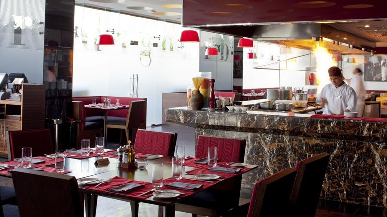 <b>Golden Tulip Muscat Restaurant</b>
