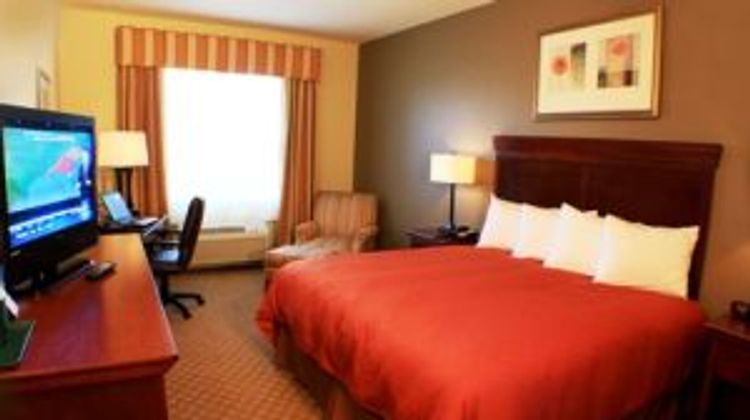 Seffner Inn & Suites Room