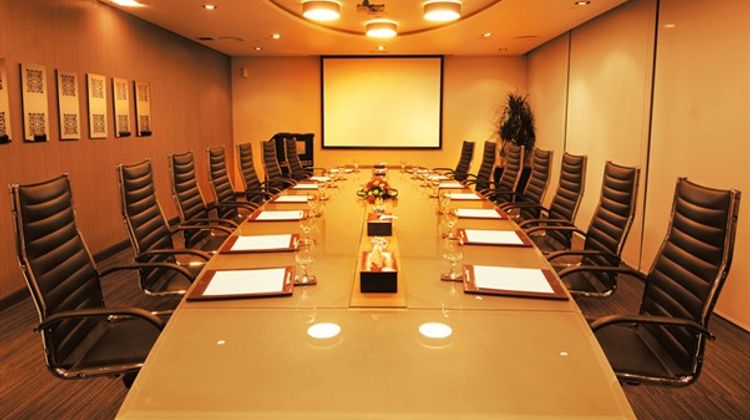 Flora Creek Deluxe Hotel Apartments Banquet
