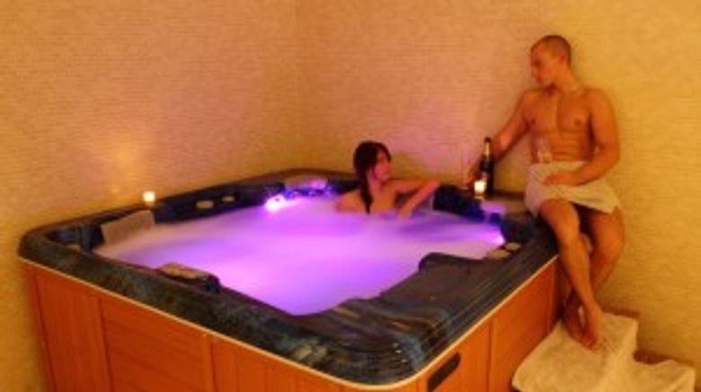 <b>Aparthotel Epicenter Spa</b>