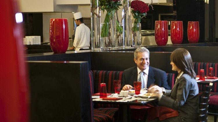Dusit Thani LakeView Cairo Restaurant