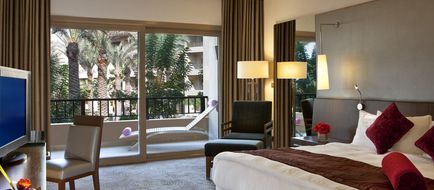 Dusit Thani LakeView Cairo Room