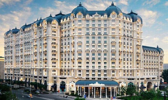 Legendale Hotel Beijing Exterior