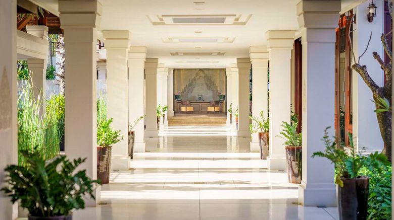 Anantara Angkor Resort Lobby