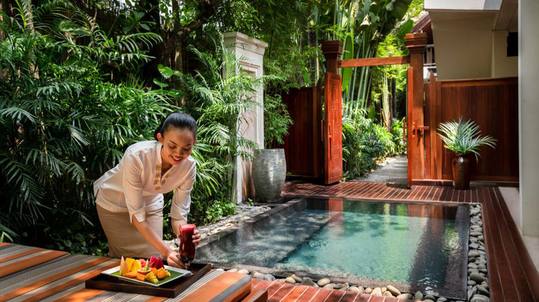 <b>Anantara Angkor Resort Pool</b> <b>Anantara Angkor Resort Pool</b>