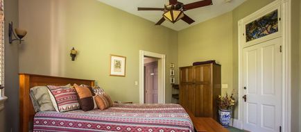 The Lookout Inn of New Orleans Room