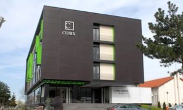 Hotel Cubix
