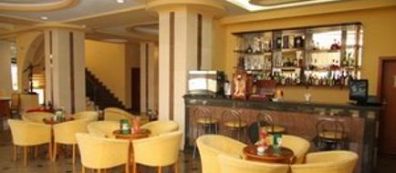 Hotel Diplomat Bar/Lounge