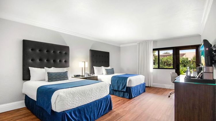 Miami Lakes Hotel & Golf Resort Room