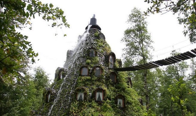 Montana Magica Lodge Exterior