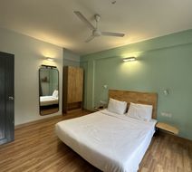 UPAR Hotels Indiranagar Room