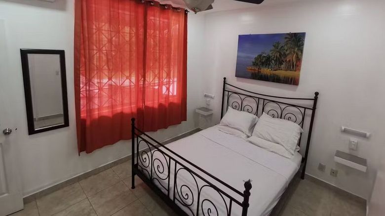 <b>The Balboa Inn Room</b>