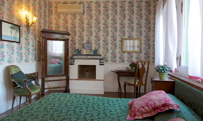 Guest House Arco dei Tolomei Room