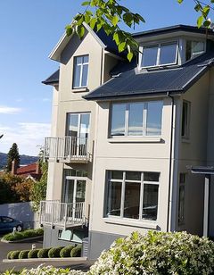 Bluestone on George