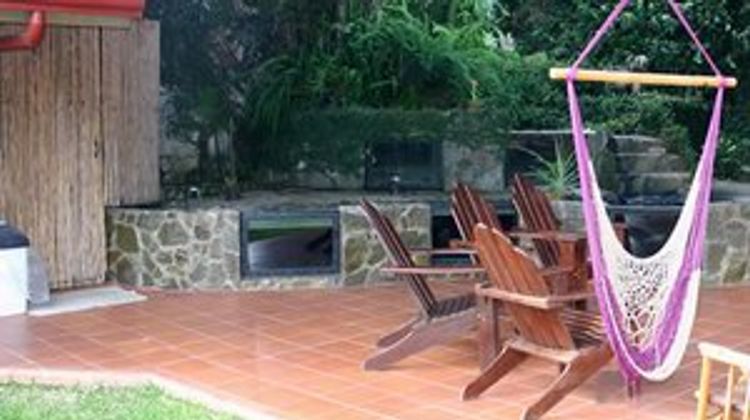 Turrialba Bed & Breakfast Pool