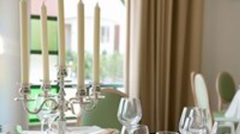 <b>Hotel Resort Dei Normanni Banquet</b>