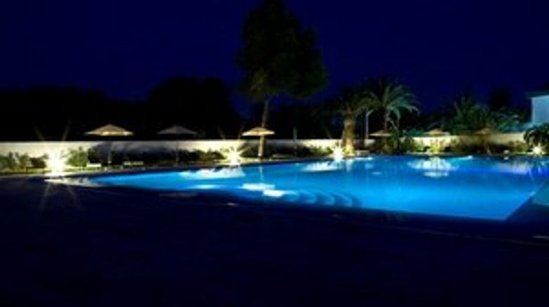 <b>Hotel Resort Dei Normanni Pool</b>