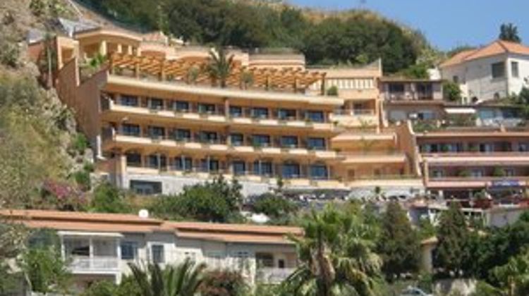 Hotel Panoramic Exterior