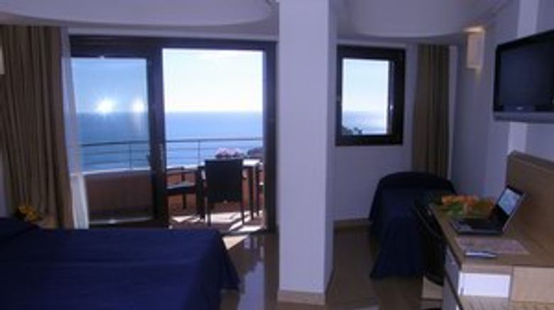 <b>Hotel Panoramic Room</b>