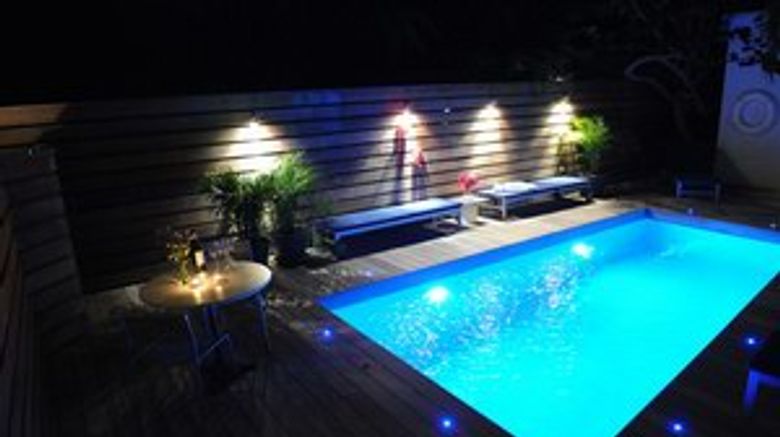<b>Normandie Hotel Pool</b>