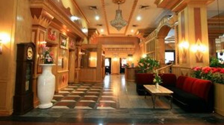 <b>13 Coins Ngam Wongwan Lobby</b> <b>13 Coins Ngam Wongwan Lobby</b>
