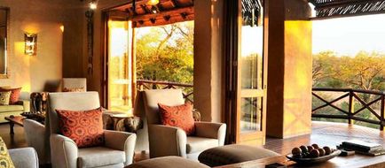 Lukimbi Safari Lodge Lobby