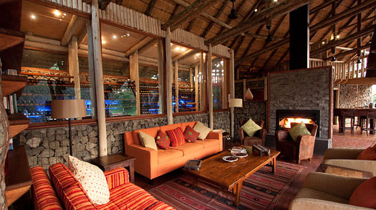 Rhino Post Safari Lodge Lobby