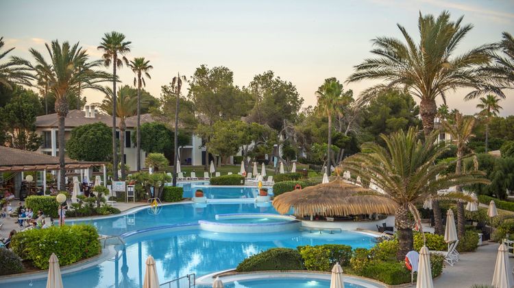 Blau Colonia Sant Jordi Resort & Spa Pool