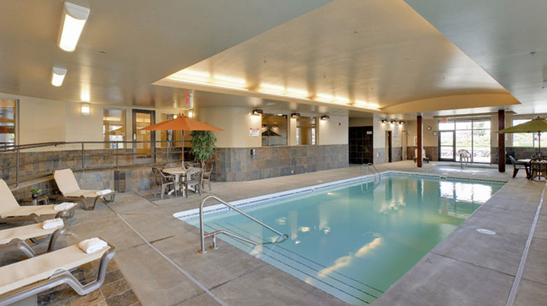 <b>StoneCreek Lodge Pool</b>