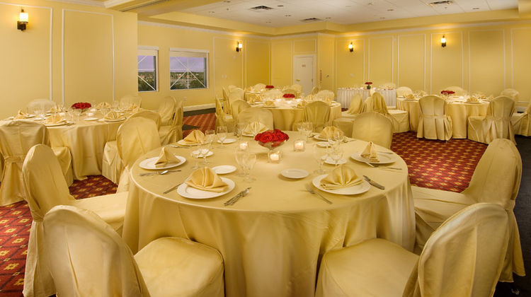 The Point Hotel & Suites Banquet