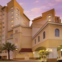 The Point Hotel & Suites