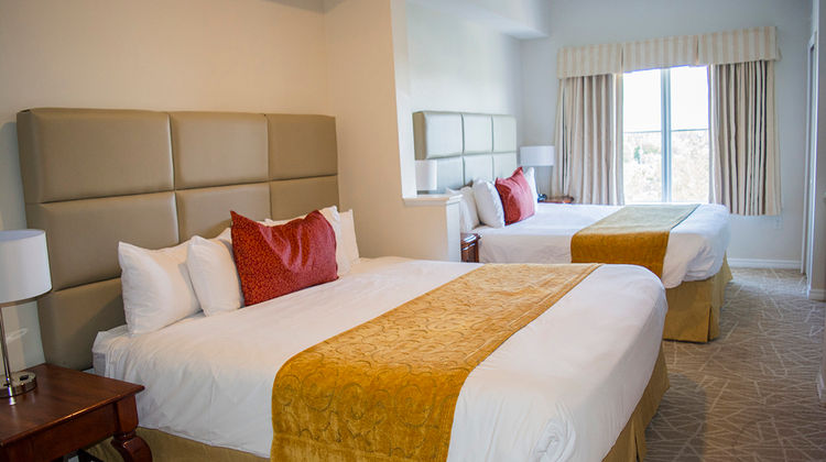 The Point Hotel & Suites Room