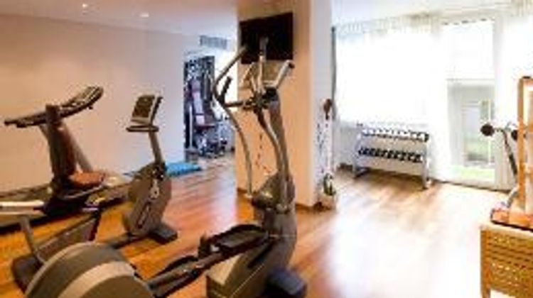 Pakat Suites Health