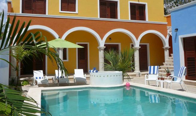 Hotel Merida Santiago Exterior