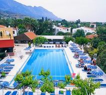 Riverside Garden Resort Pool